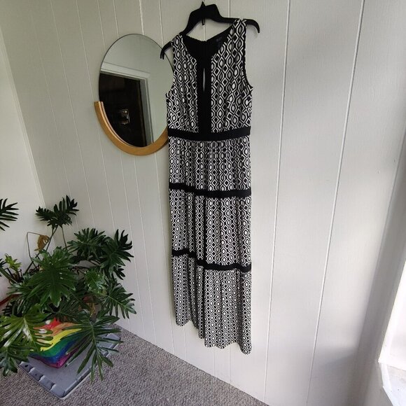 Chaps Maxi Dress Black Label CHAPS Est1978 Designer Black & White Tiered Pattern - Picture 1 of 6